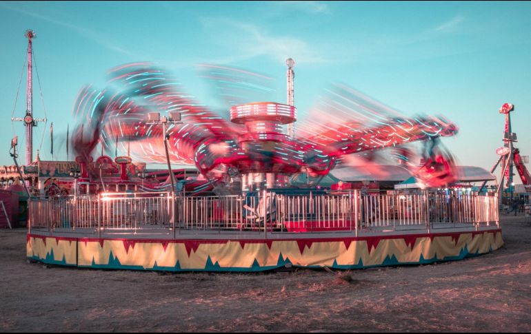 El incidente se registró alrededor de las 22:00 horas del sábado en un juego mecánico denominado 