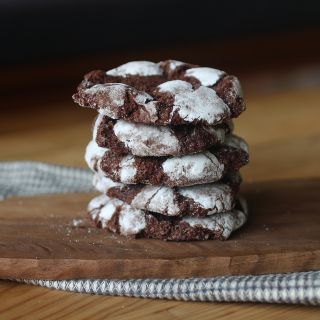 Galletas craqueladas de chocolate