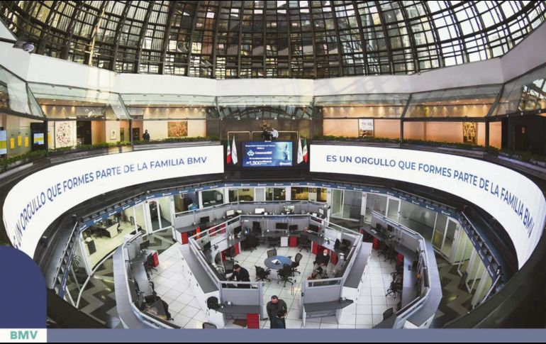 RENDIMIENTO. La BMV conserva la tendencia positiva a pesar de la alerta que se vive por la variante Ómicron, cepa que actualmente lidera los contagios de covid en el mundo. Especial