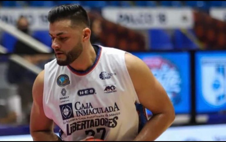 Alexis Cervantes es jugador de los Libertadores de Querétaro. TWITTER/@BasquetMexico
