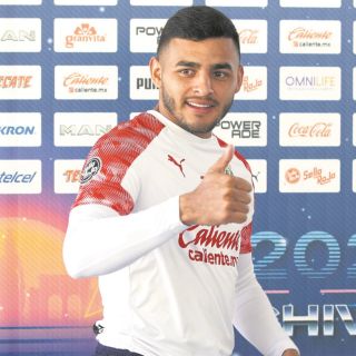 Retener a Alexis Vega, la prioridad en Chivas