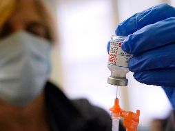 El 89% de la población adulta de México tiene un esquema completo de vacunación. AP/C. Krupa