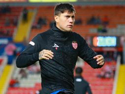 YA LUCE LOS COLORES. Nicolás Castillo estuvo presente en el duelo amistoso entre Necaxa y Chivas, pero no vio minutos. IMAGO7