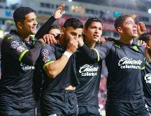 TRIUNFAN. Chivas vino de atrás en el marcador y se impuso por 3-2 en el segundo duelo amistoso ante Necaxa. IMAGO7