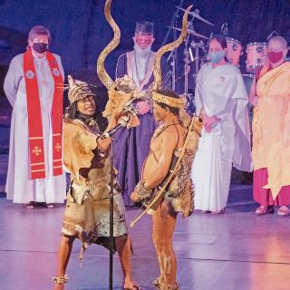 Sudáfrica despide a Desmond Tutu con misa multitudinaria