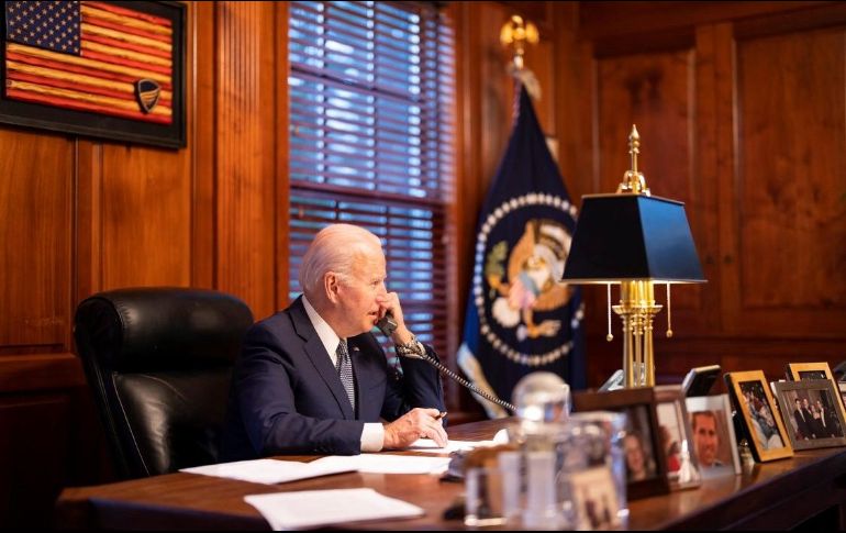 Los jefes de Estado entablaron ayer la comunicación vía telefónica. EFE/A. Schultz