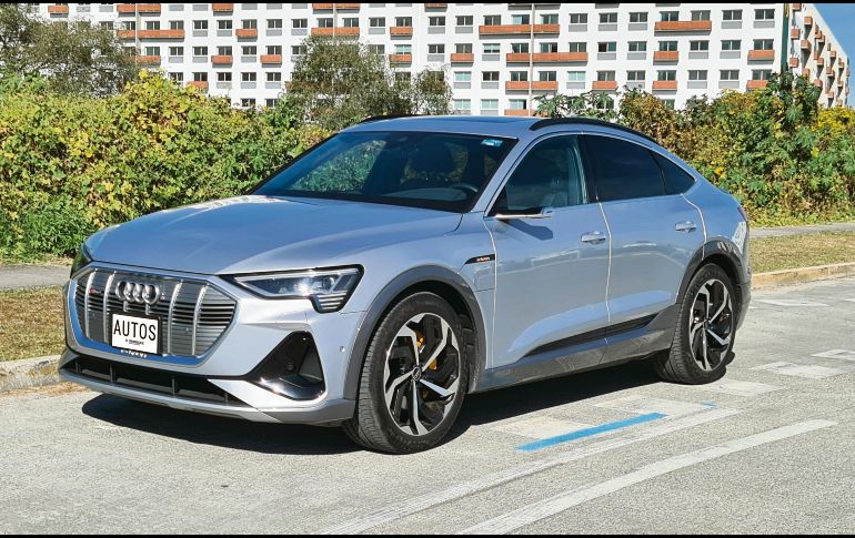 Sus dimensiones parecen más contenidas, pero tiene mucho aplomo y una aceleración digna de cualquier deportivo gracias a la propulsión eléctrica. EL INFORMADOR/M. Castillo