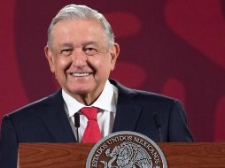 AMLO, durante su conferencia mañanera de este lunes 3 de enero, llama a quienes inauguraron la escultura a no sentirse mal porque la hayan derribado. EFE / Presidencia de México