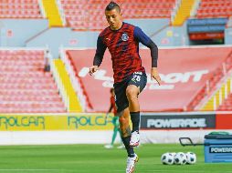 Versátil. Alvarado jugaría varias posiciones. Imago7