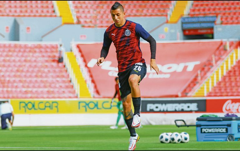 Versátil. Alvarado jugaría varias posiciones. Imago7