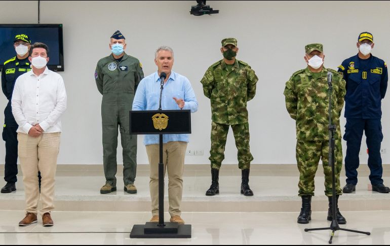 El presidente colombiano, Iván Duque, expresó que las fuerzas armadas actuarán en la zona en disputa por los grupos rebeldes. EFE/Presidencia de Colombia