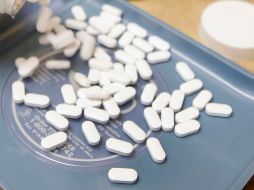 La píldora contra el COVID-19 de Pfizer fue autorizada con carácter urgente el 22 de diciembre por la FDA. AFP/ARCHIVO