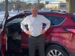 Finalmente, el senador Tim Kaine logró llegar a su destino a pesar de las dificultades. TWITTER/@kastuntz