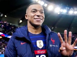 Deseado. El astro francés puede salir libre en el mercado de verano, sin embargo, el Madrid estaría insistiendo en tenerlo este mismo mes. @kmbappe