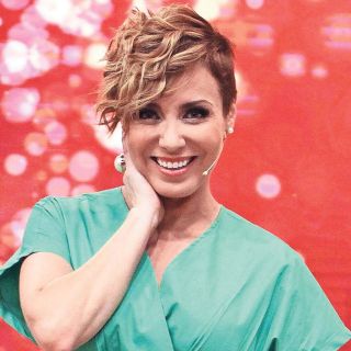 Carmen Muñoz presume su regreso a Televisa