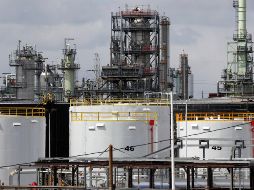 El petróleo intermedio de Texas (WTI) cerró ayer en 79.46 dólares. AP/Archivo