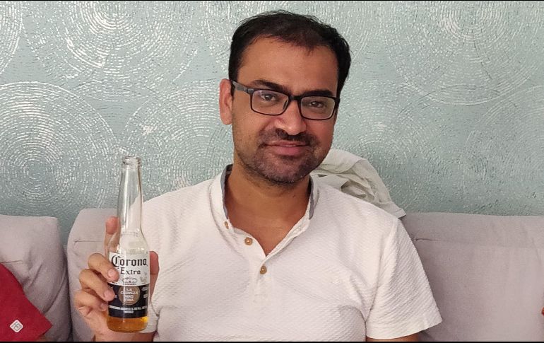 Kovid Kapoor ha sido honesto, y ha dicho que espera que toda esta publicidad repercuta en su agencia de viajes, que está en dificultades en medio de la pandemia, como todas las del sector. AFP / ESPECIAL