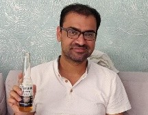 Kovid Kapoor ha sido honesto, y ha dicho que espera que toda esta publicidad repercuta en su agencia de viajes, que está en dificultades en medio de la pandemia, como todas las del sector. AFP / ESPECIAL