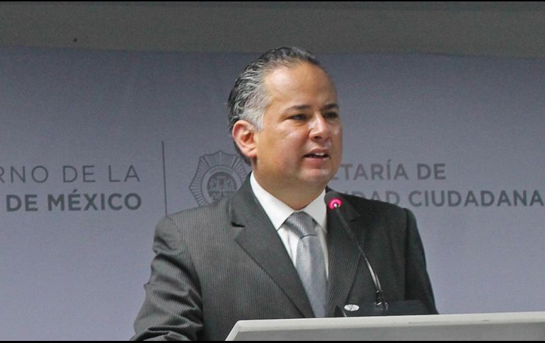 La FGR abrió una carpeta de investigación contra Santiago Nieto y su esposa, en la que solicitó información sobre las declaraciones patrimoniales de ambos. EFE / ARCHIVO