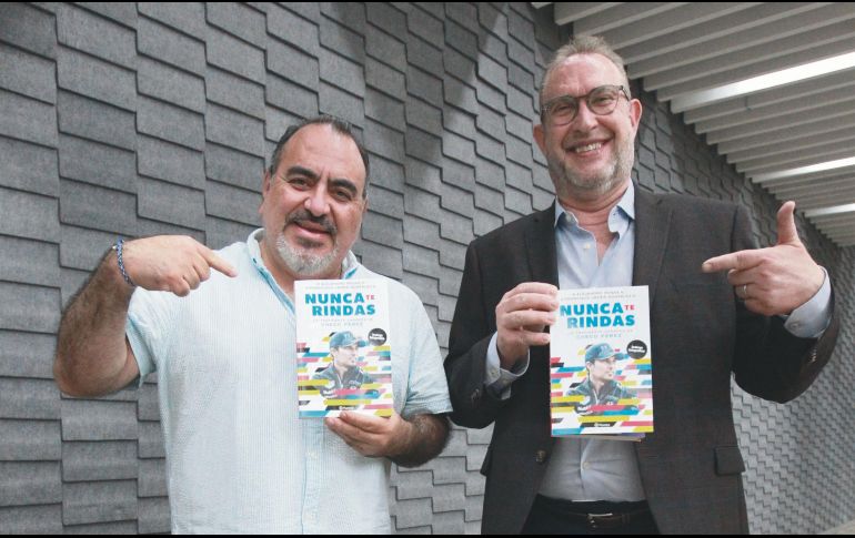 Alejandro Rosas y Francisco Javier González. Ambos cronistas exploran a fondo la vida y obra hasta la actualidad de Sergio “Checo” Pérez. EL INFORMADOR/A. Camacho