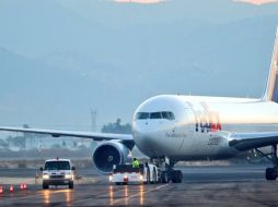 En punto de las 06:45 horas aterriza el vuelo FX53 proveniente Memphis, Tennessee, Estados Unidos, con las vacunas de Moderna. TWITTER / @SRE_mx