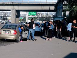 En Periférico Sur se ofrece el servicio irregular de taxis sin permiso de la autoridad. EL INFORMADOR/ARCHIVO