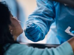 La cifra de contagios sigue al alza en el país y ya son 32 los fallecimientos reportados en los primeros ocho días del año.  AFP/B. Bell