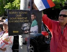 Djokovic busca revertir la cancelación de su visa para ser liberado de un centro migratorio de Melbourne y poder disputar el Open de Australia. AFP / W. West