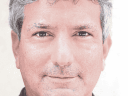 Santiago Roncagliolo. El escritor nació en Lima, Perú, en 1975. Cortesía