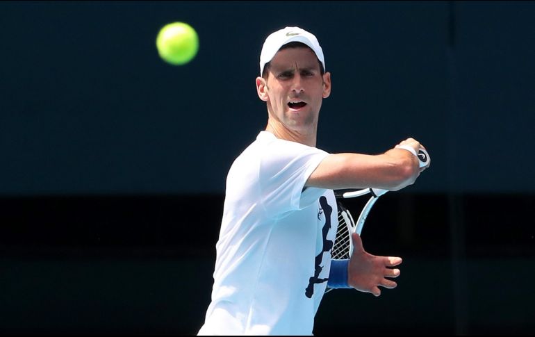 NOVAK DJOKOVIC. El serbio, de 34 años, buscará no solo un décimo triunfo en este torneo, sino también su título 21 de Grand Slam, un récord en el tenis. EFE / K. Defina