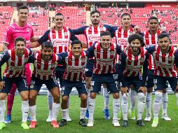 BUEN ARRANQUE. Chivas logró empezar el torneo con el pie derecho, luego de derrotar 3-0 al Mazatlán. IMAGO7