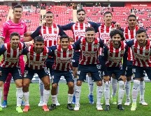 BUEN ARRANQUE. Chivas logró empezar el torneo con el pie derecho, luego de derrotar 3-0 al Mazatlán. IMAGO7