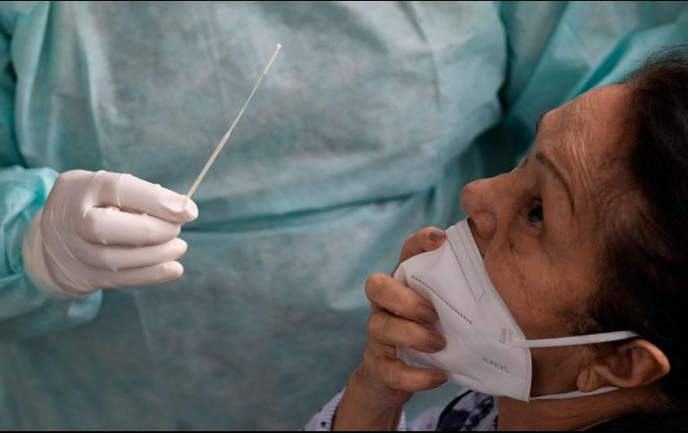 Buscan evitar largas filas y aglomeraciones para tomar las muestras. AP/E. Peres