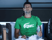 Djokovic. A pesar de anunciarlo en el torneo y hasta tener rival, la presencia del serbio en el Abierto de Australia sigue siendo una incógnita. AFP
