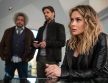 Impúdica es protagonizada por Alyssa Milano, Sam Page y Emilie Ullerup. CORTESÍA / NETFLIX