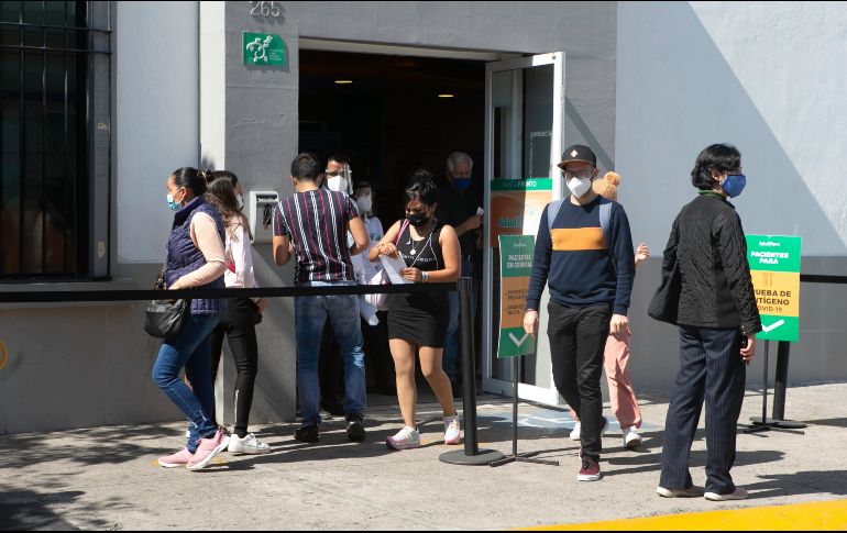 Se reportaron nueve muertes más por COVID; debido a esto, el acumulado llegó a 17 mil 700 fallecimientos. EL INFORMADOR/G. Gallo