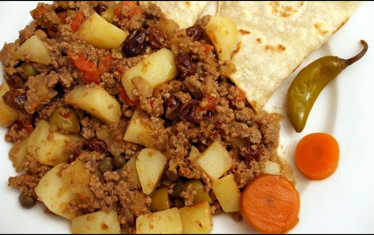 Picadillo con papas. ISTOCK.