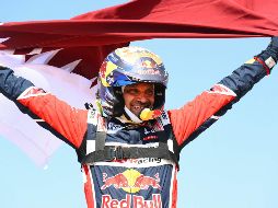 El qatarí certificó su cuarto Rally Dakar en la categoría de autos, tras los logrados en 2011, 2015, 2019, superando en la general por 27:46 al francés Sebastien Loeb y en 1:1:13 al piloto local Yazeed Al Rajhi. AFP / F. Fife