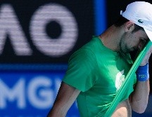 El gobierno de Australia canceló por segunda vez la visa a Djokovic, pero no procedió a su expulsión inmediata a la espera de que la justicia se pronuncie sobre el recurso presentado por los abogados del jugador. AP / M. Baker