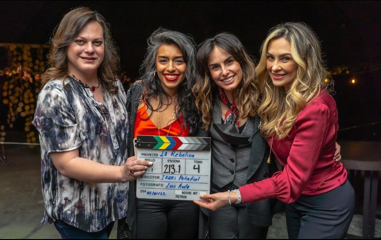La serie “La Rebelión” está protagonizada por un poderoso elenco femenino que incluye a Aracely Arámbula, Daniela Vega, Ana Serradilla y Adriana Paz. CORTESÍA / PANTAYA