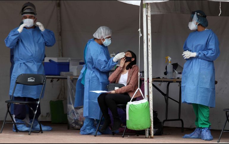 Ante la confirmación del contagio a través de una prueba PCR o de Antígenos, lo adecuado es mantenerse aislado en casa.