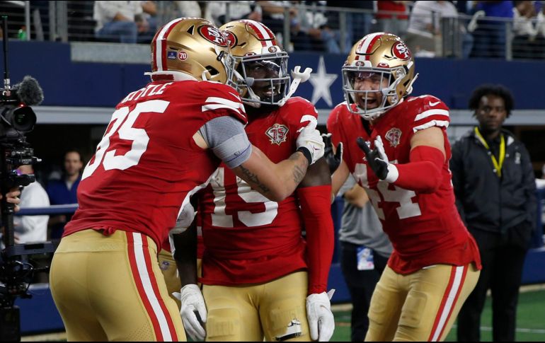 CLAVE. Deebo Samuel (19) brilló para los 49ers. AP/R. Steinman