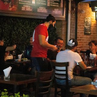 COVID en Jalisco: Operativos en bares tapatíos dejan saldo de 218 inspecciones y 28 apercibimientos