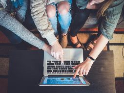 La pandemia trajo cambios laborales a los que ya no es posible dar marcha atrás / Photo by John Schnobrich on Unsplash