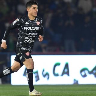 América hace oficial el fichaje de Alejandro Zendejas