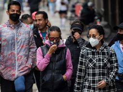 Recordaron que las empresas con menos de cien colaboradores no están obligados a aplicar pruebas,pero las que tienen una plantilla mayor deben hacer pruebas aleatorias cada 15 días. EFE / ARCHIVO