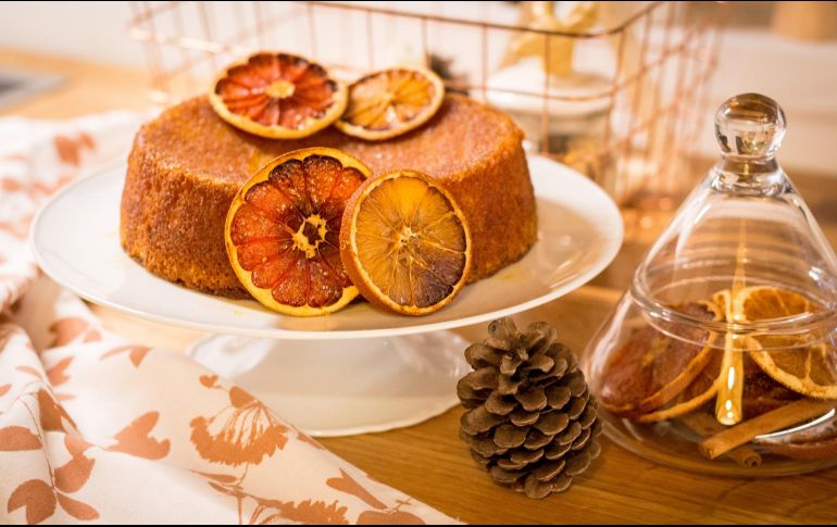 Panqué de naranja. ESPECIAL/Photo by Dana Nestorova on Unsplash.