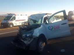 El accidente ocurrió en el kilómetro 60 de la autopista Tepatitlán-Jalostitlán, a la altura de Tepatitlán de Morelos. ESPECIAL