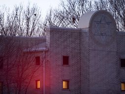 COLLEYVILLE. Un ciudadano irrumpió durante el fin de semana en la sinagoga con una pistola y tomó como rehenes a cuatro personas durante más de 10 horas. AFP