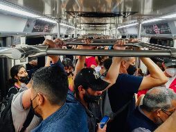 La Secretaría de Transporte reforzó los operativos en el transporte público para vigilar que tanto choferes como usuarios utilicen cubrebocas. EL INFORMADOR / G. Gallo